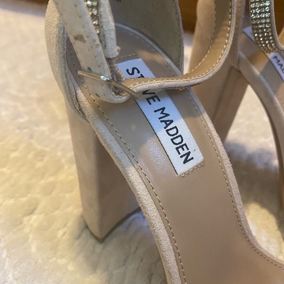 Steve Madden. size 8. Nude - Picture 11 of 11